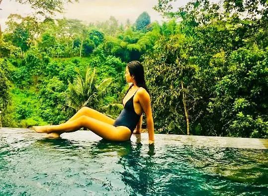 ホテル Cahaya Indah - Adults Only 5*