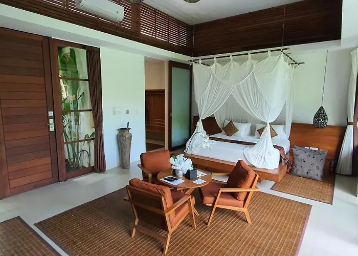 Cahaya Indah - Adults Only 5*